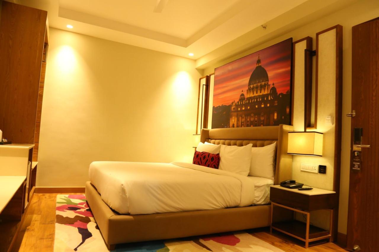 Dreamz Inn & Suites Zirakpur Ngoại thất bức ảnh