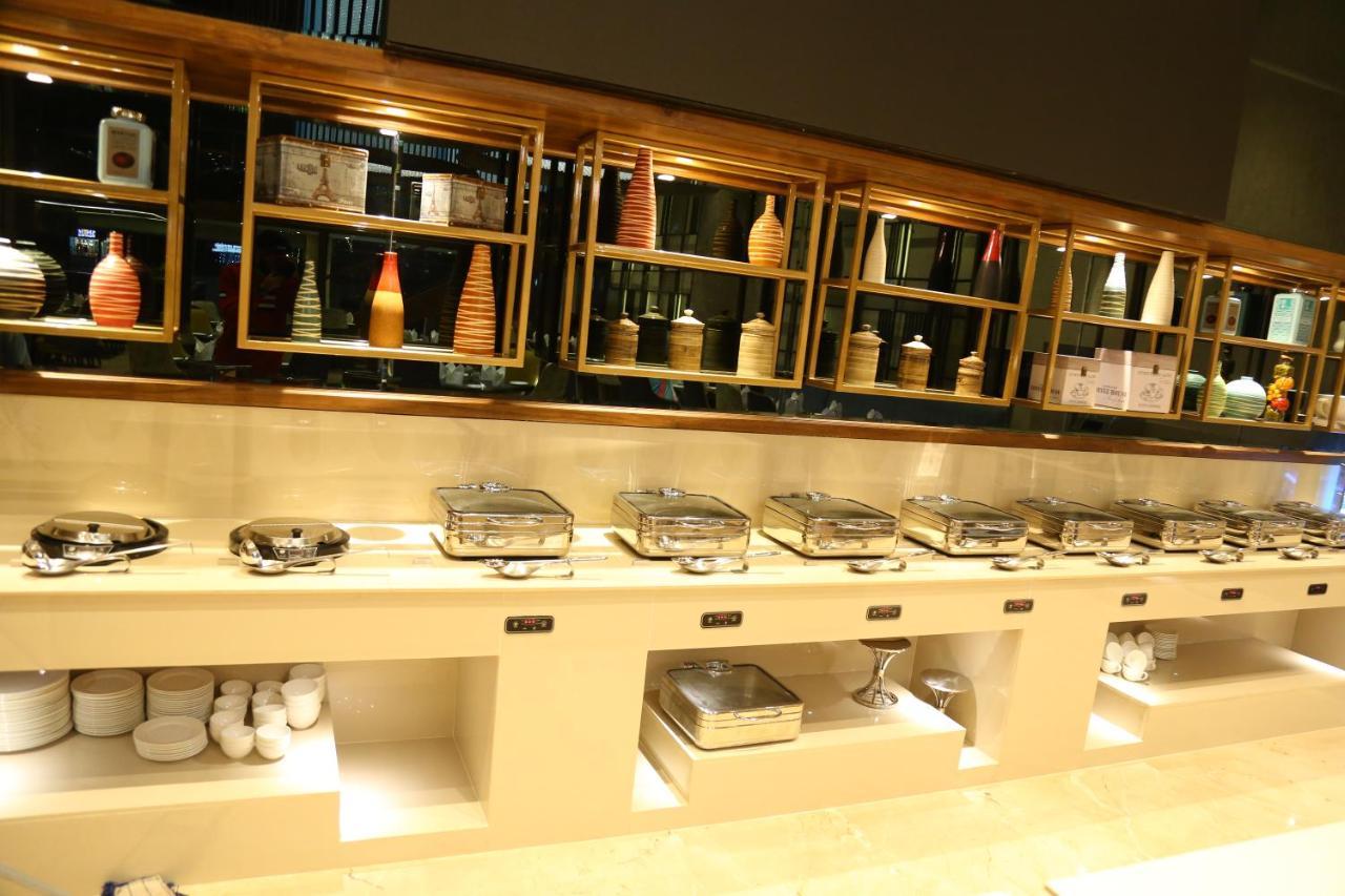 Dreamz Inn & Suites Zirakpur Ngoại thất bức ảnh